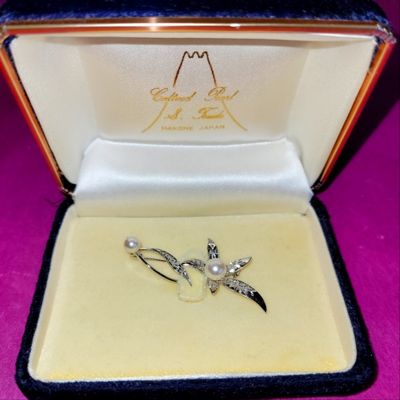 Brooch, sterling silver with cultured pearls - Picture 1 of 1